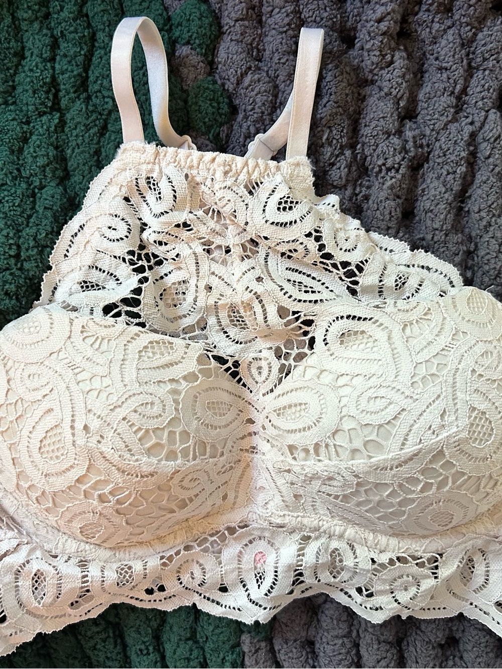 Victoria's Secret Pink White Lace High-Neck Bra